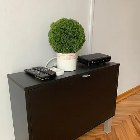 Apartment Comfy - 1 Minute Walk To Delta Planet